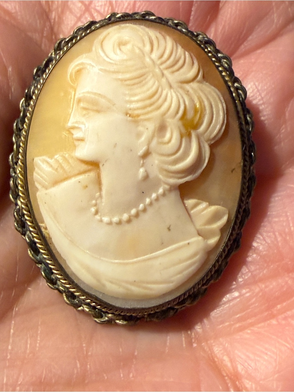 Vintage Genuine Cameo Portrait Brooch Pendant Cream and Gold Tones